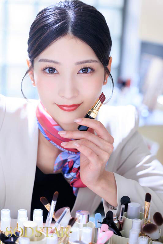 「ばっちりお化粧した私とあの子どっちが良いの?」恋人がメイクアップ中の20分暇そうな付き添い彼氏をフェラ&SEXで顔射させる美容部員 本庄鈴 2