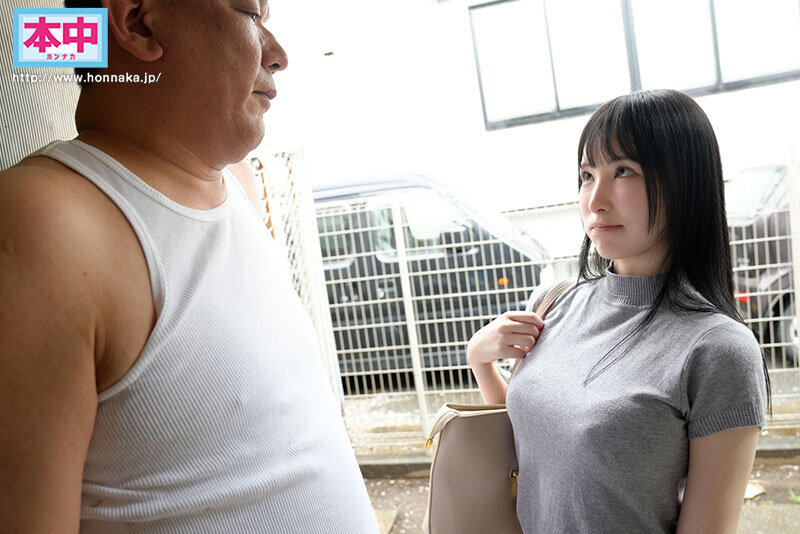 ゴミ部屋に住む引きこもり不潔オヤジの追撃ピストンで何度も中出しされて…異臭と粘着SEXに溺れた女子大生ボランティア 香水じゅん 1