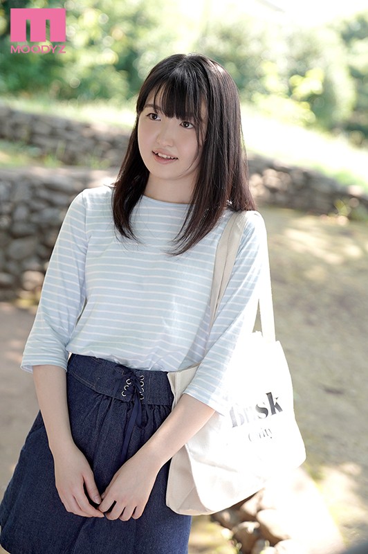 会社では友達ゼロ、無口で地味なプログラマーの私が日本一の変態になりたくてAVデビューしたわけ 二の宮すずか 1